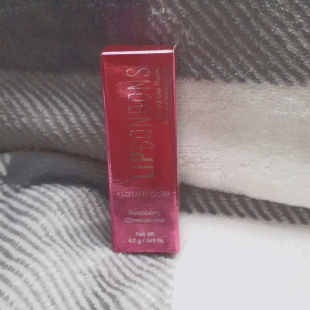 Younique Lip Bonbons Raspberry Cheescake
